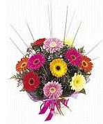 Ankara Aya� Ostim �i�ek g�nderimi firmas� �r�n�m�z  m�thi� kar���k gerbera mevsim �i�ek buketi