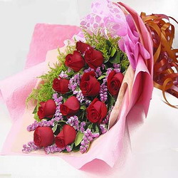 Ankara Aya� �i�ek yolla d�kkan�m�zdan k�rm�z� g�lden buket �i�e�i