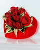 Ankara Aya� �i�ek sipari�i sitemizin g�rsel �r�n� kalp i�erisinde 5 adet k�rm�z� g�l Ankara �i�ek g�nder firmas� �ahane �r�n�m�z